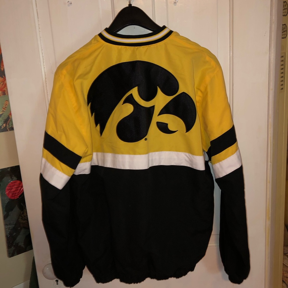 Iowa Hawkeyes vintage pullover
